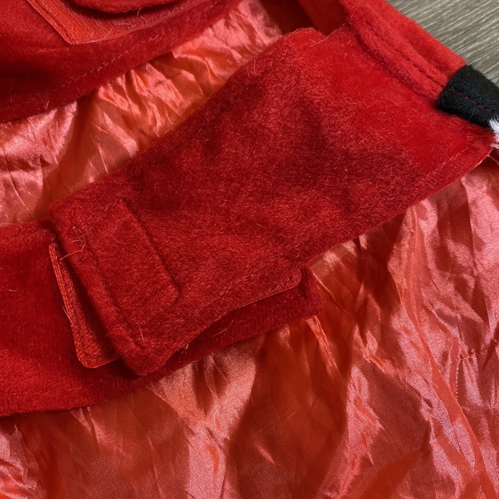Dog Santa Costume - Picture 6 of 7